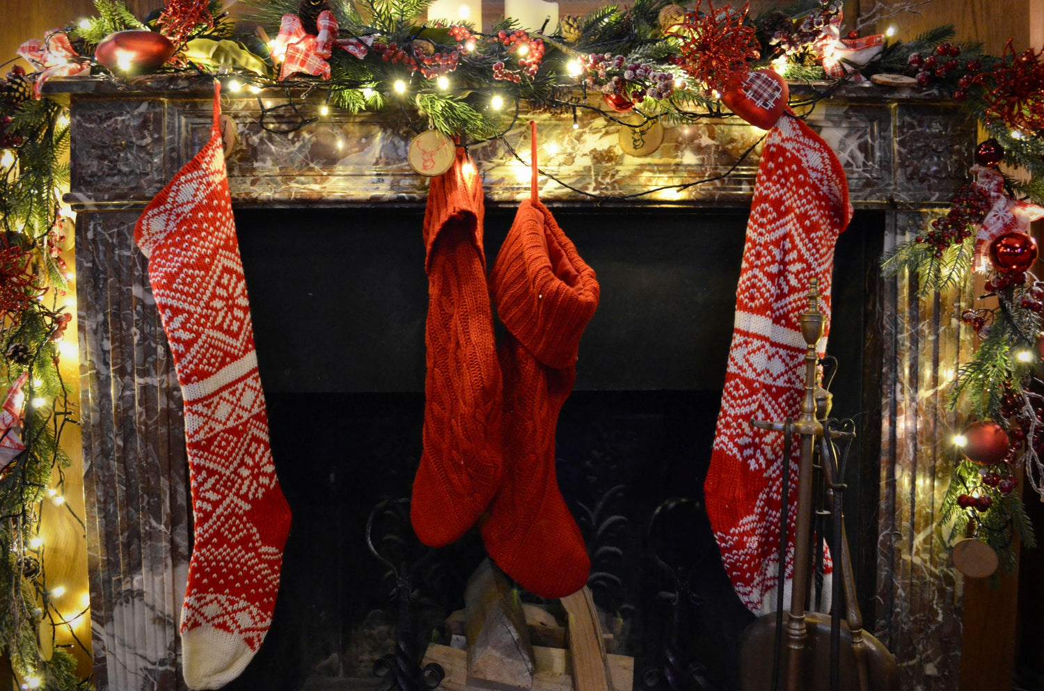 10 Adorable Stocking Stuffers Under $30 [2025]